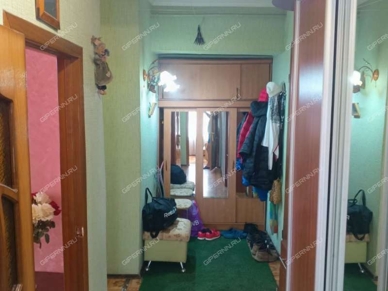 трёхкомнатная квартира на улице Ярошенко дом 7