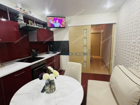 1-komnatnaya-nab-volzhskaya-d-10v фото