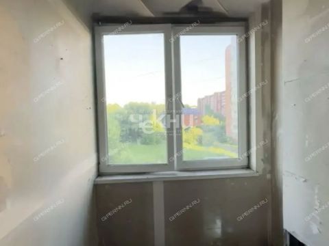 5-komnatnaya-ul-rodionova-d-180-k-1 фото