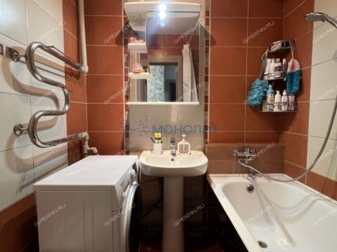 3-komnatnaya-ul-rodionova-d-167-k1 фото