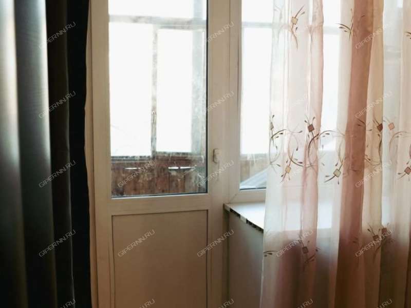 трёхкомнатная квартира на проспекте Кирова дом 16