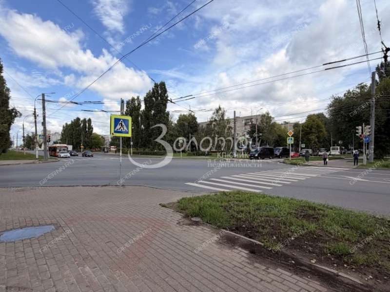 двухкомнатная квартира на проспекте Бусыгина дом 19