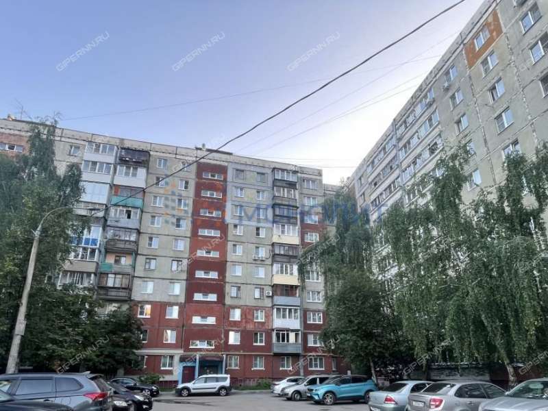 трёхкомнатная квартира на проспекте Бусыгина дом 56