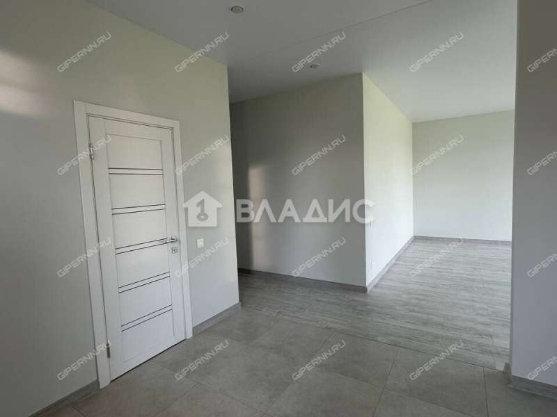 дом на улице Луговая деревня Ройка