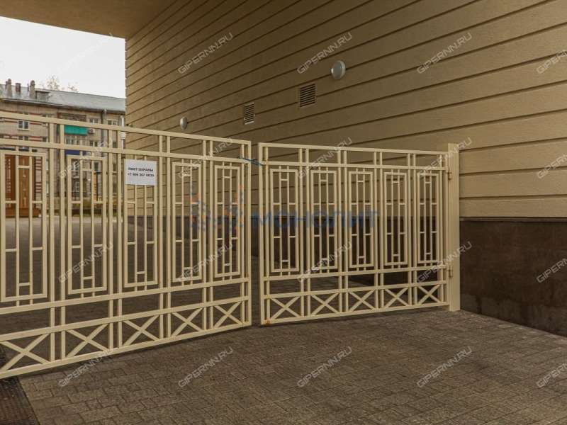 трёхкомнатная квартира на Большей Печёрской улице дом 89