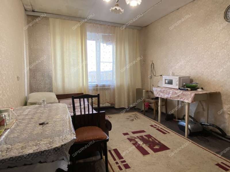 комната в доме 54 на Зеленодольской улице