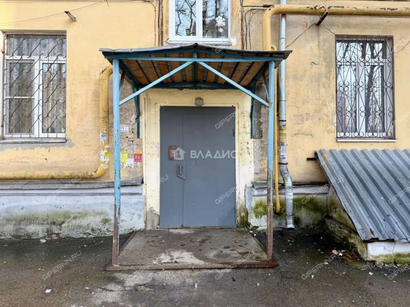 трёхкомнатная квартира на проспекте Гагарина дом 17