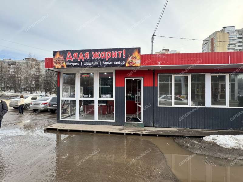 готовый бизнес шаурмичный или фруктовый ларек земля в аренде пролонгация каждый год аренда 25 т р  площадь 44 метра можно увеличить на 10 метров в Нижегородском районе Нижнего Новгорода