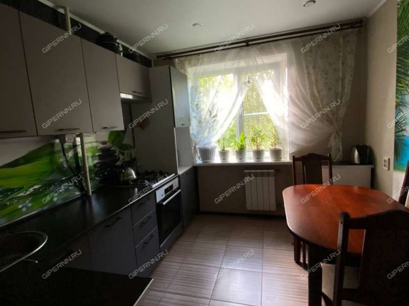 трёхкомнатная квартира на улице Сергея Акимова дом 18