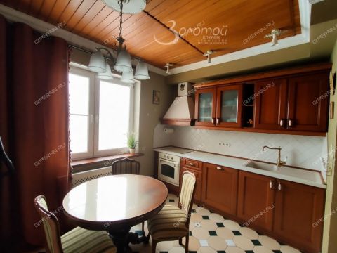 2-komnatnaya-ul-rodionova-d-39 фото