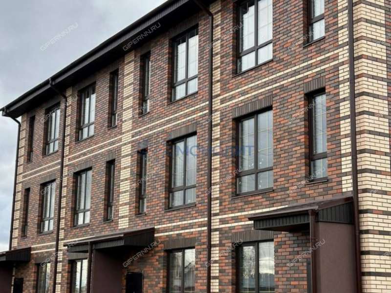 таунхаус на Полярной улице