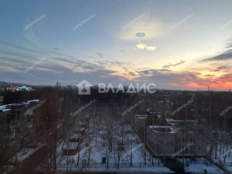 трёхкомнатная квартира на улице Старых Производственников дом 20