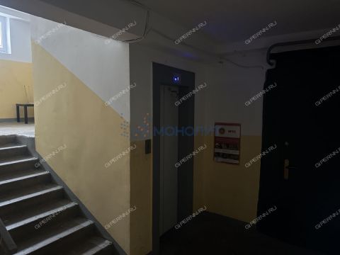 2-komnatnaya-ul-marshala-malinovskogo-d-9 фото