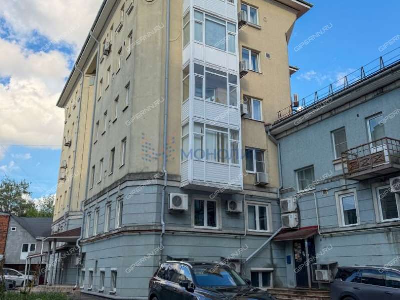 трёхкомнатная квартира на улице Звездинка дом 28/13