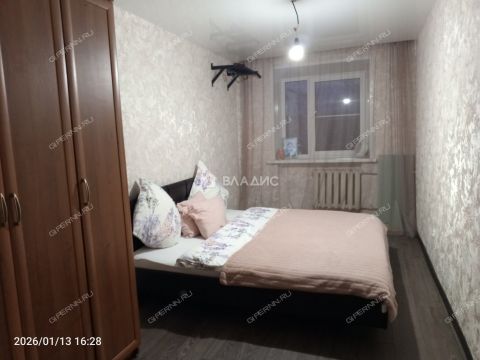 3-komnatnaya-ul-chernyahovskogo-d-5a фото