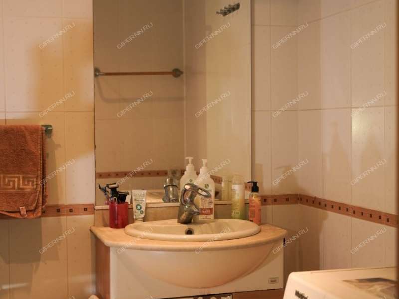 трёхкомнатная квартира на Берёзовской улице дом 103