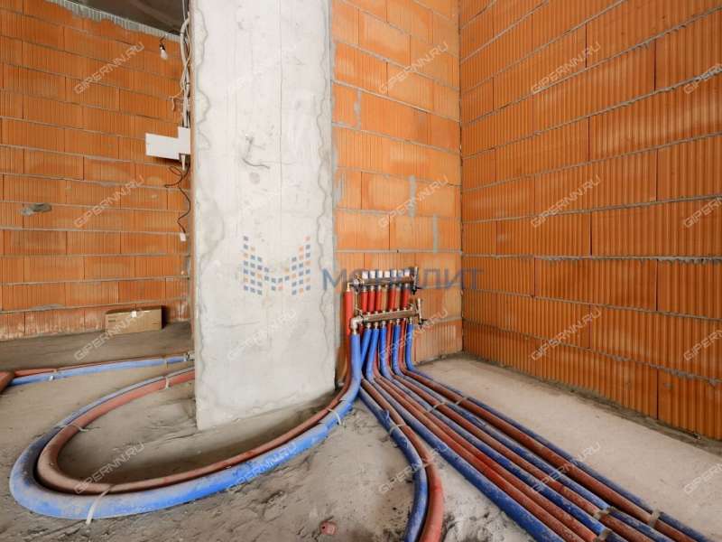 трёхкомнатная квартира в новостройке на Октябрьской улице дом 21