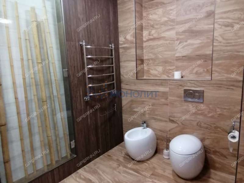 четырёхкомнатная квартира на улице Воровского дом 22