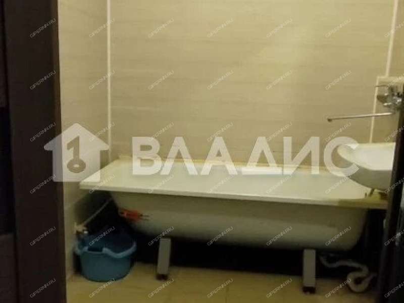 двухкомнатная квартира на улице Родионова дом 195 к2