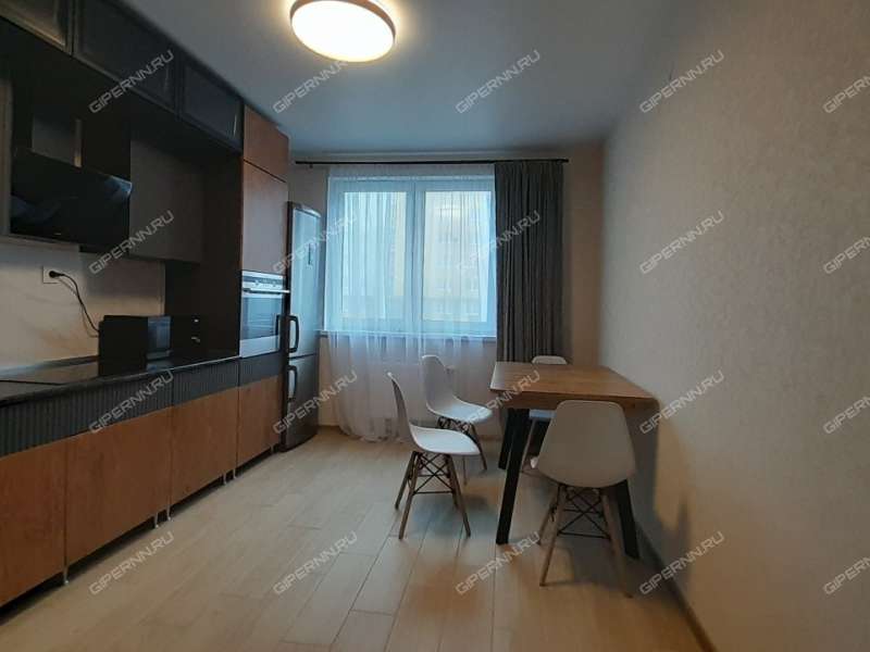 трёхкомнатная квартира на проспекте Героев Донбасса дом 16