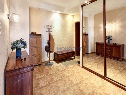 3-komnatnaya-ul-maslyakova-d-12a фото