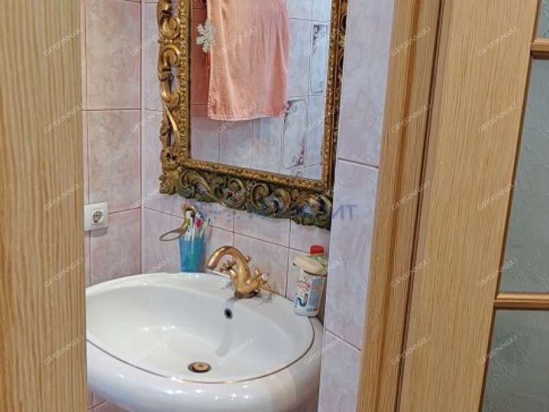 дом на Островского деревня Елевая (Редькинский сельсовет