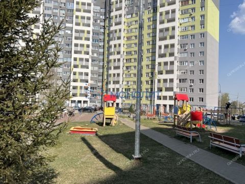 1-komnatnaya-ul-vyatskaya-d-4 фото