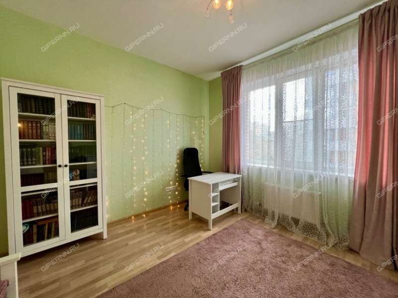 трёхкомнатная квартира на улице Тимирязева дом 7 к2