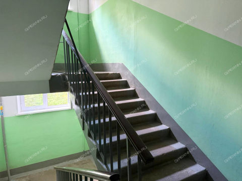 2-komnatnaya-b-r-60-letiya-oktyabrya-d-9 фото