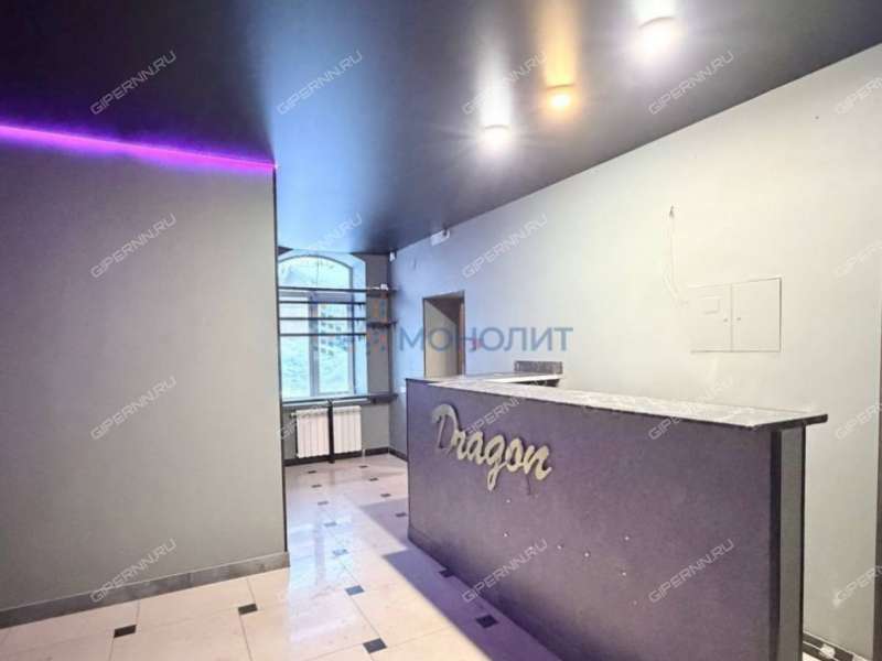 помещение под офис, торговую площадь на улице Чкалова