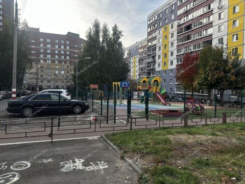 1-komnatnaya-ul-verhnepecherskaya-d-7 фото