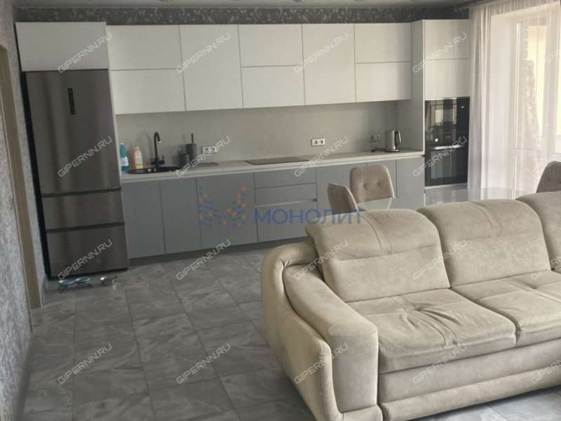 дом на улице Счастливая село Елховка