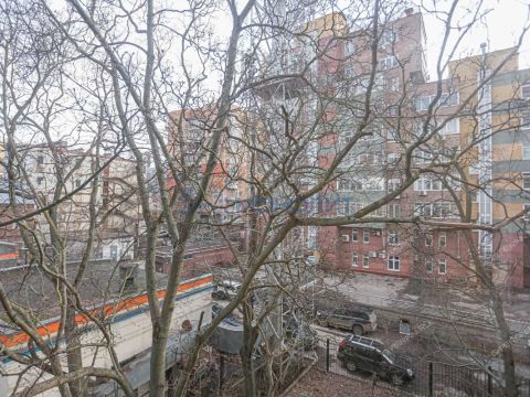 1-komnatnaya-ul-maksima-gorkogo-d-65a фото