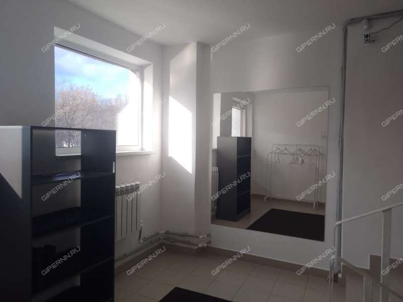 помещение под торговую площадь на Мельникова ул, д. 25