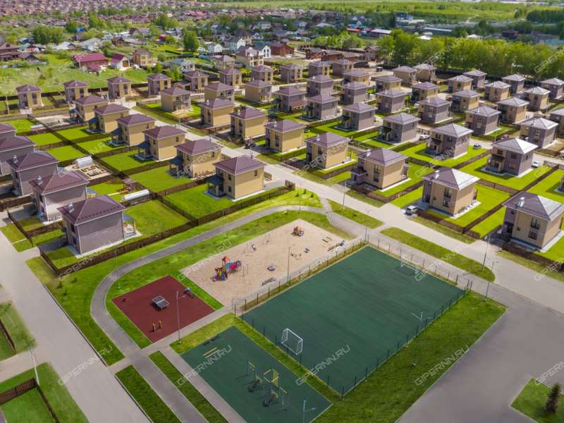 дом на улице Счастливая деревня Крутая