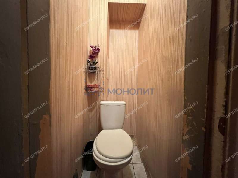 трёхкомнатная квартира на проспекте Кирова дом 27