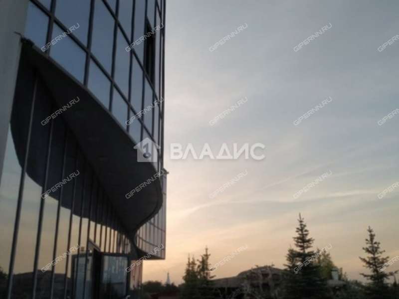 здание под офис, торговую площадь на улице Туполева город Балахна