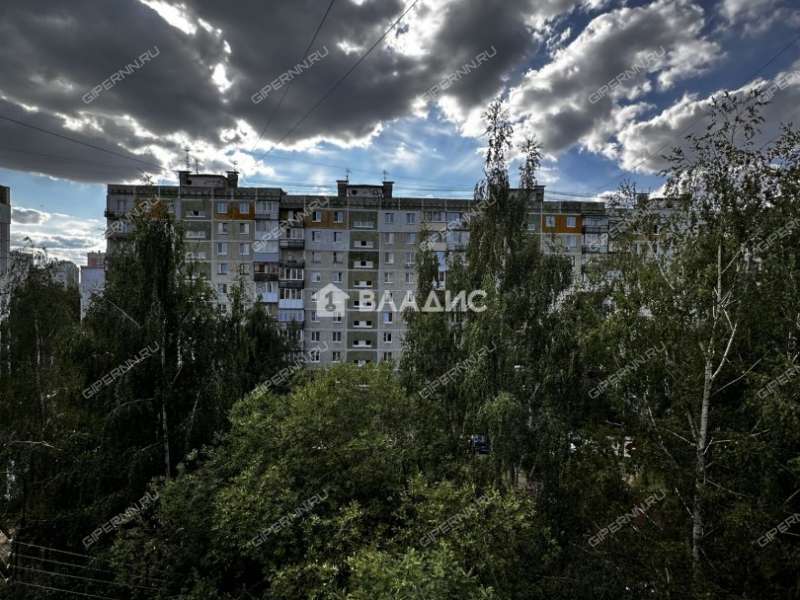 трёхкомнатная квартира на улице Верхнепечёрская дом 12 к1