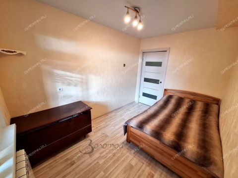 3-komnatnaya-ul-arkadiya-gaydara-d-26 фото