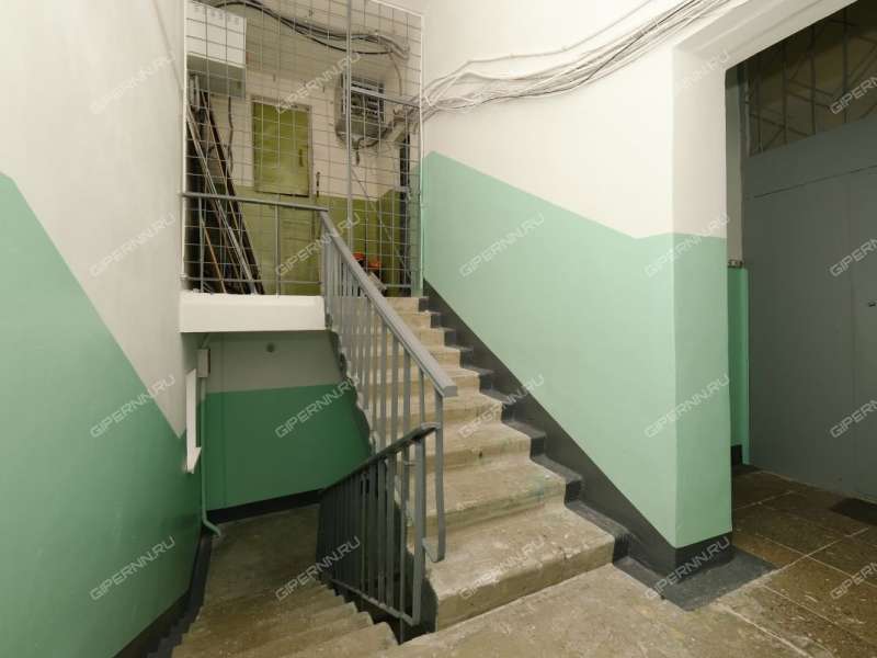 трёхкомнатная квартира на улице Адмирала Макарова дом 12