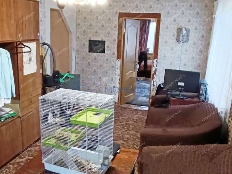 комната в доме 12 на улице Строкина