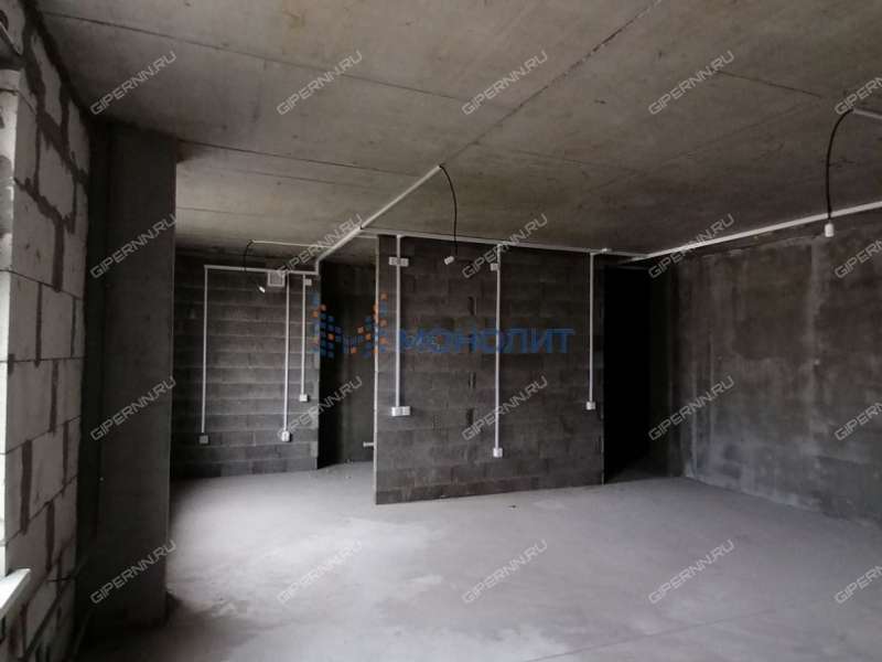 четырёхкомнатная квартира на Полтавской улице дом 15