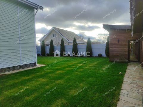 dom-derevnya-komarovo-gorodskoy-okrug-bor фото