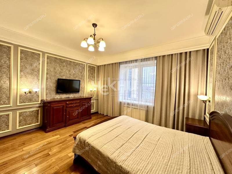 трёхкомнатная квартира на улице Коминтерна дом 139