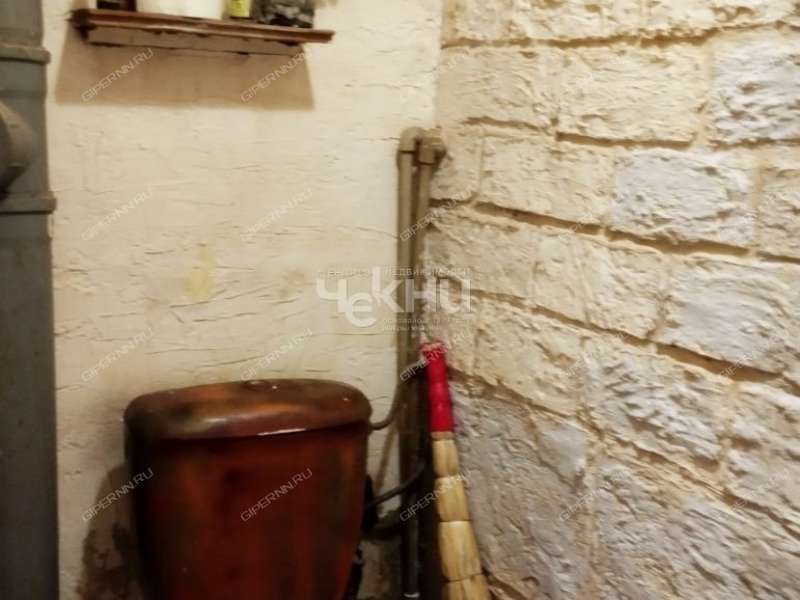 трёхкомнатная квартира на улице Искры дом 3