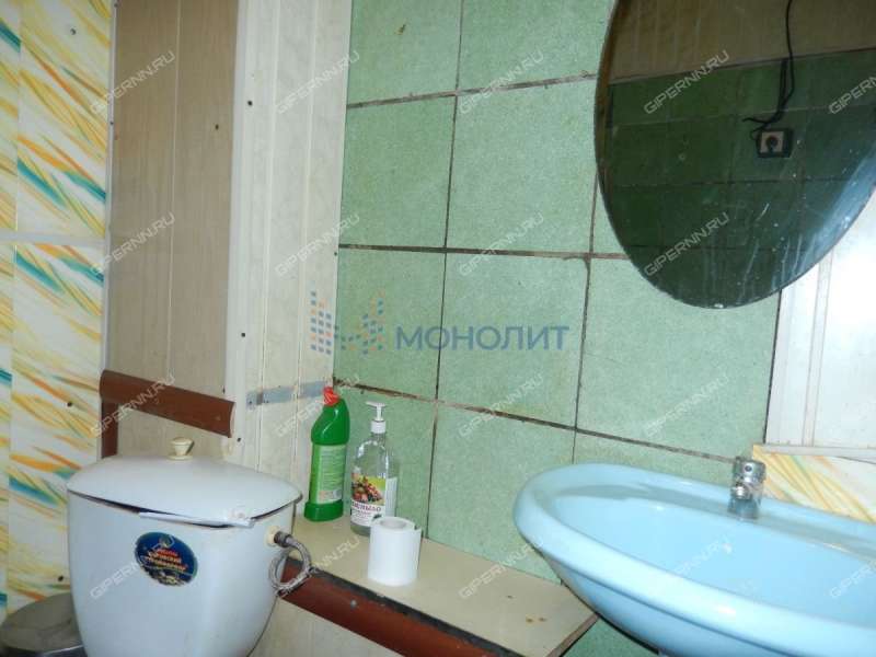 помещение под помещение свободного назначения, торговую площадь на улице Героя Давыдова