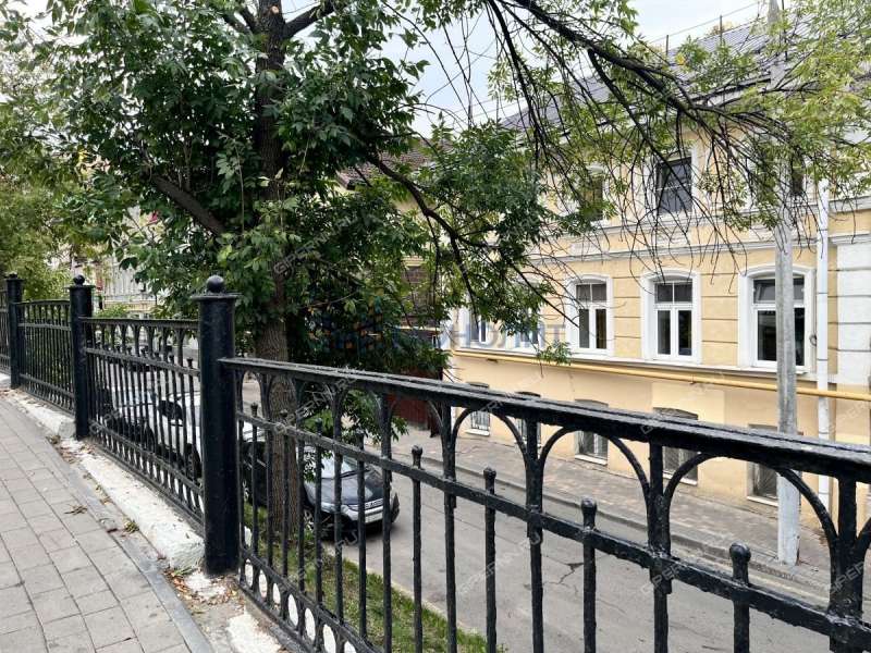 двухкомнатная квартира на Почаинской улице дом 11