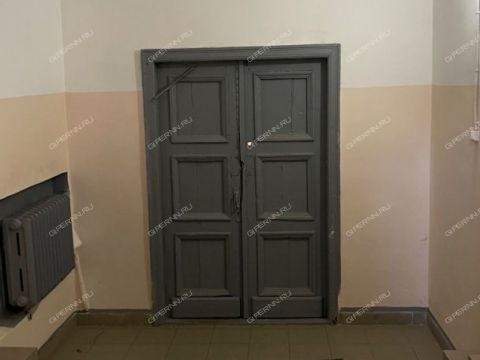 4-komnatnaya-ul-genkinoy-d-39-17 фото