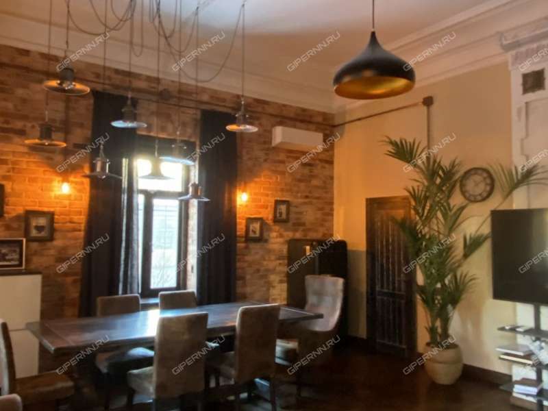 однокомнатная квартира на Алексеевской улице дом 20