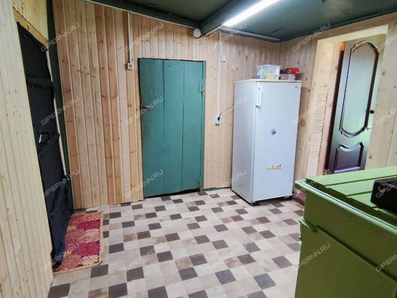 дом на Колхозной улице село Крутой Майдан